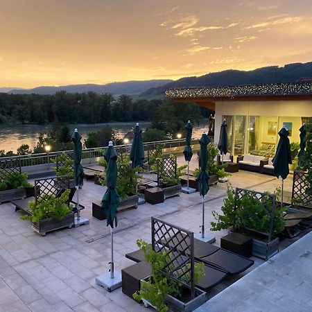 Gartenhotel&Weingut Pfeffel Dürnstein Exterior foto